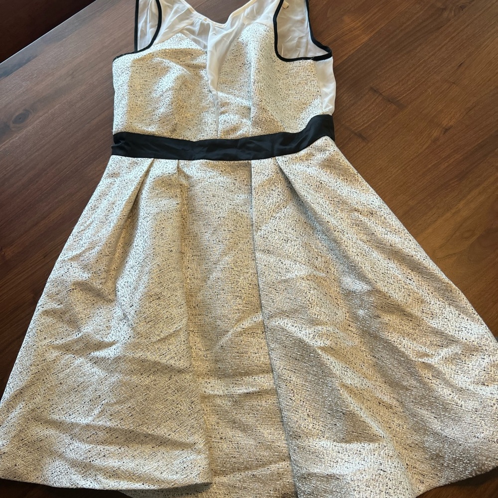 BCBGeneration dress, size 4, shiny cream dress